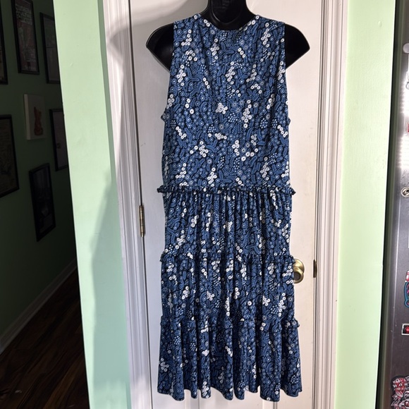 Tommy Hilfiger Blue Floral Tiered V Neck Sleeveless Dress Spring Style Size 10 - Picture 6 of 8